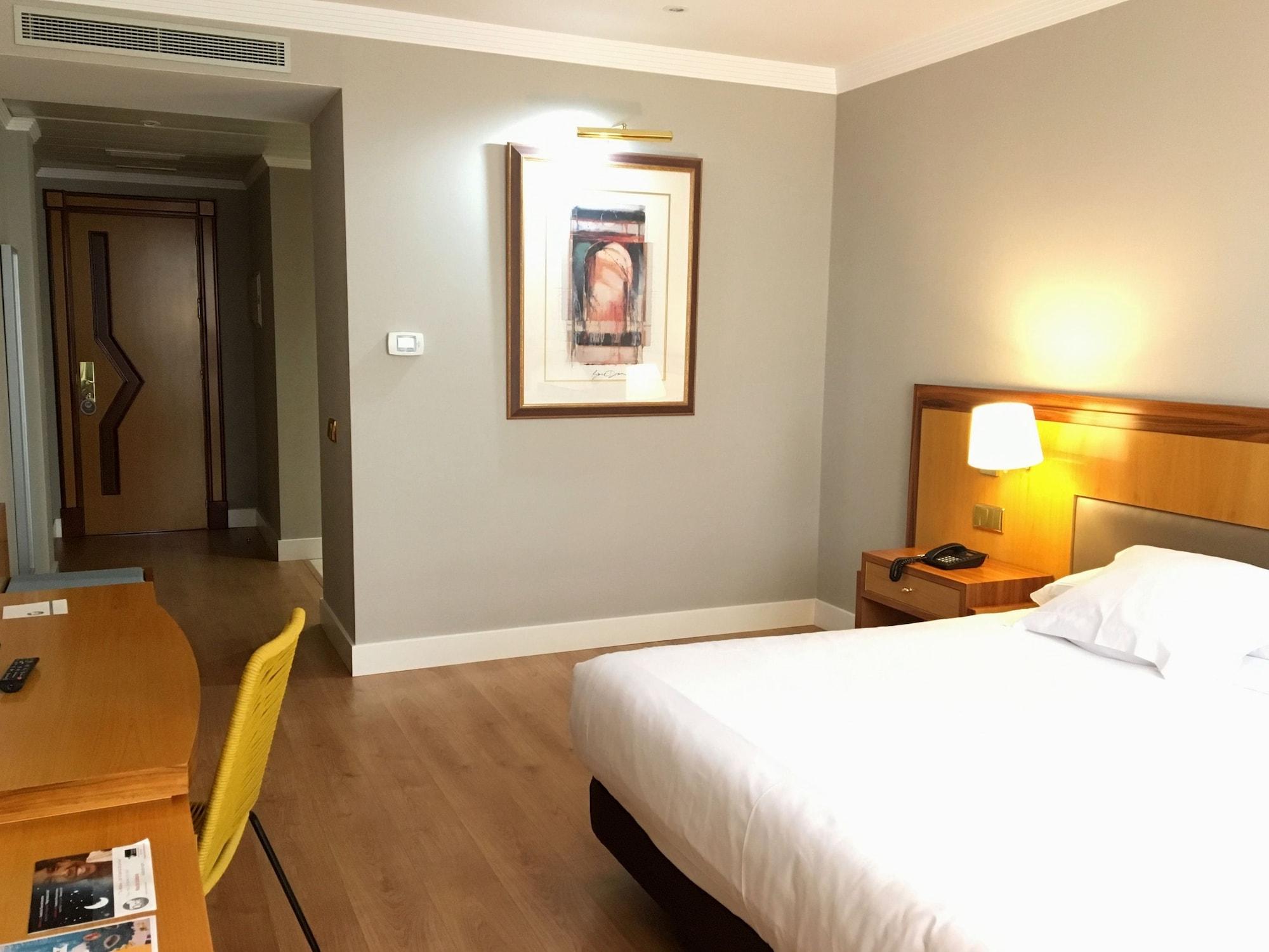 Oca Puerta Del Camino Hotel A Torre Branca Kültér fotó