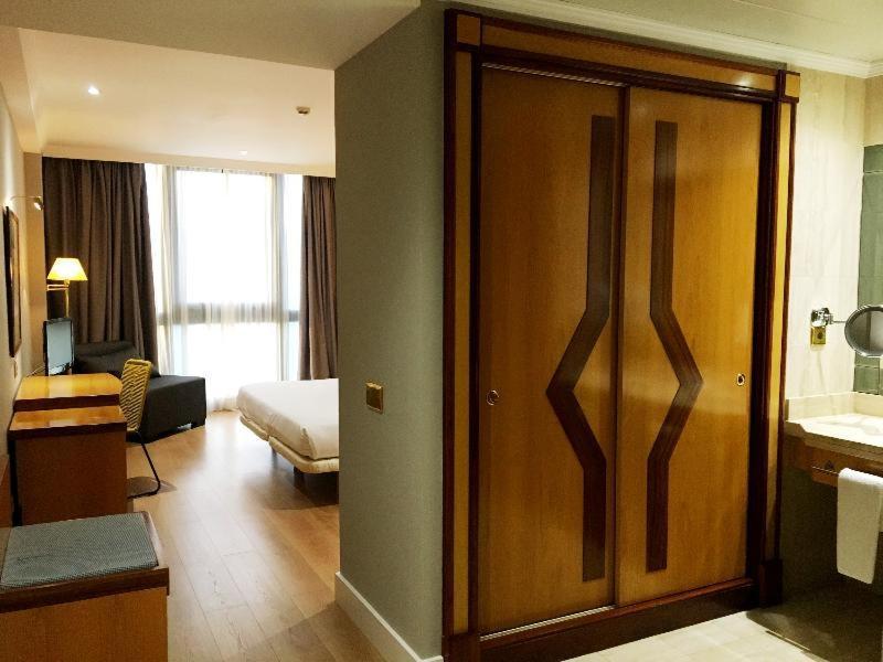 Oca Puerta Del Camino Hotel A Torre Branca Szoba fotó